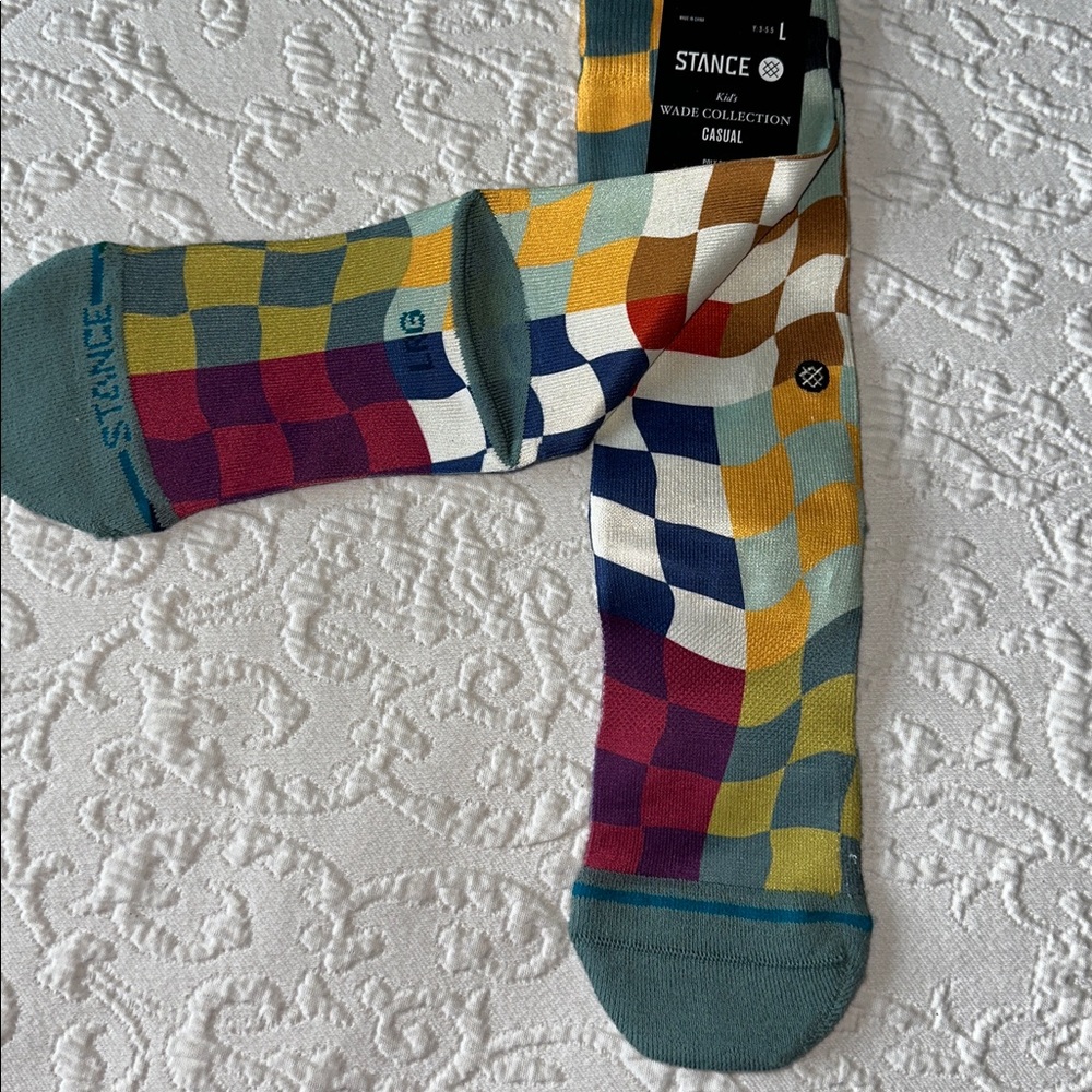 Stance Kids Large, Wade Collection Casual Crew Socks 🌈